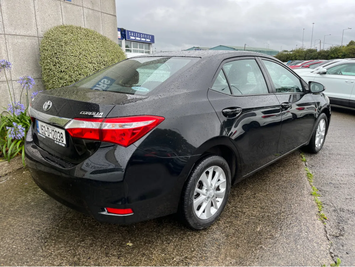 Toyota Corolla AURA 1.3 PETROL //TOYOTA SERVICE HI - Image 4