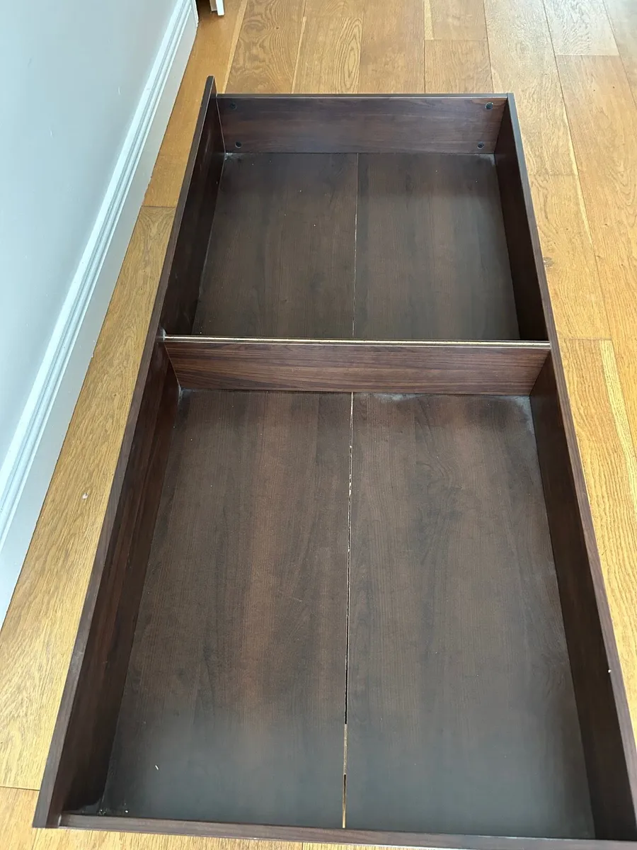 Free: Mirror and  storage unit - Image 3