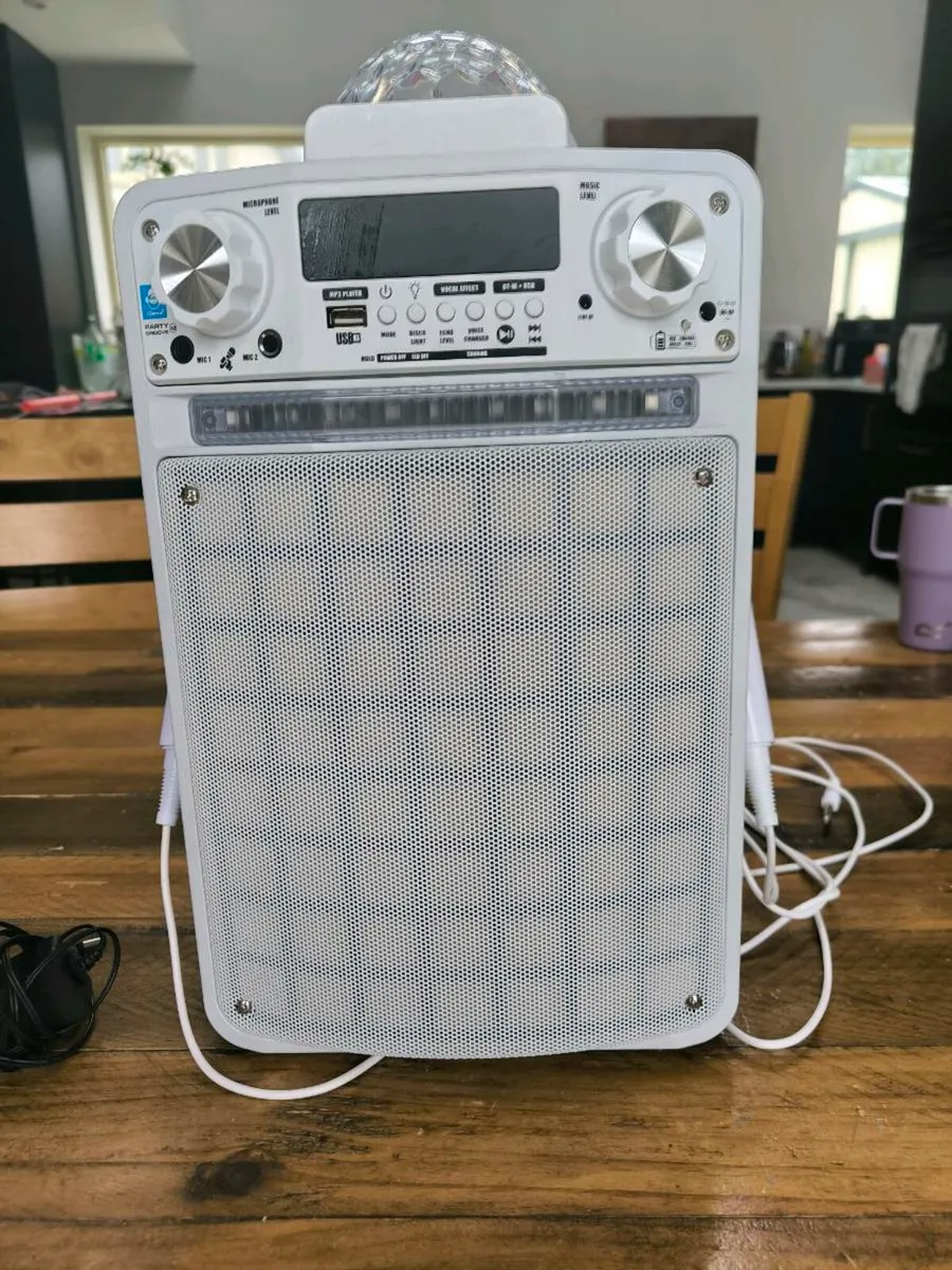 Karaoke Player - Image 1