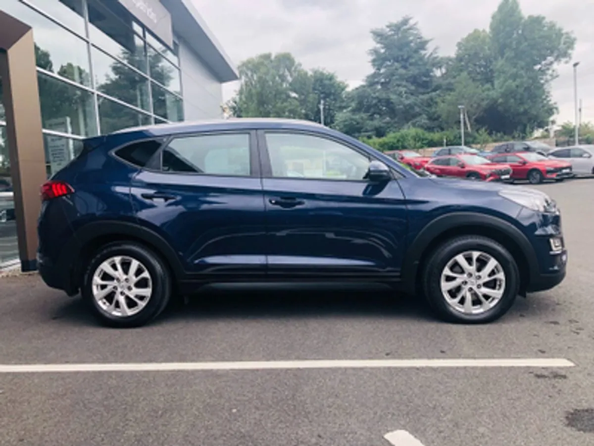 Hyundai Tucson Executive 1.6 Diesel - Image 4