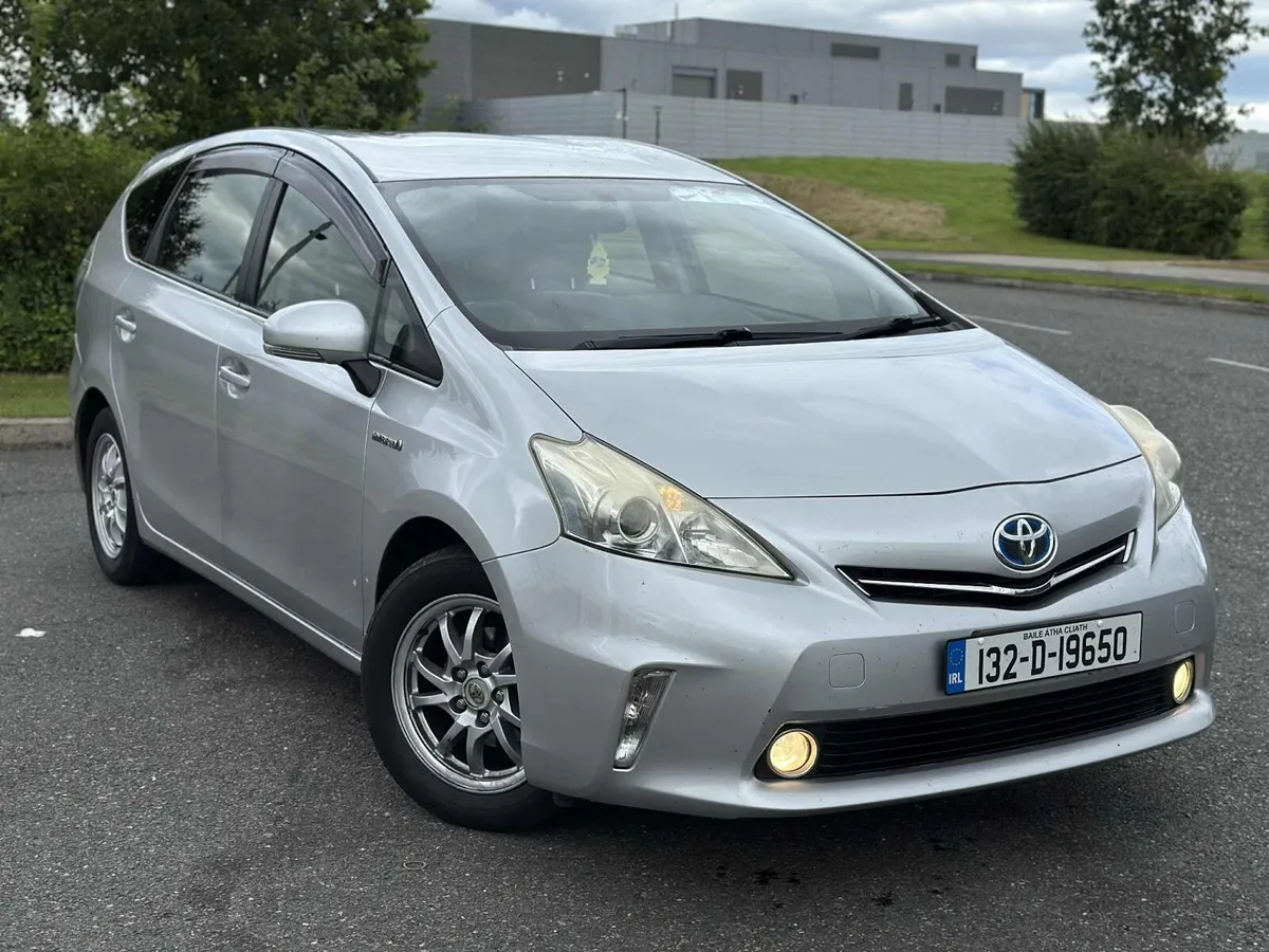 Toyota prius - Image 2