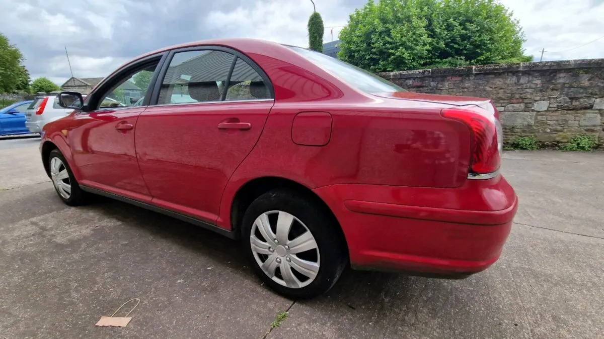 Toyota Avensis - Image 4