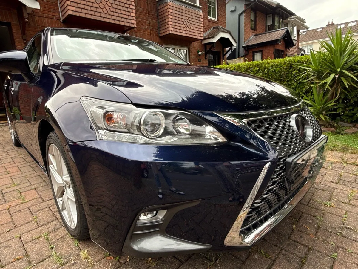Lexus CT200H SE Plus 5DR AUTO 136BHP - Image 4