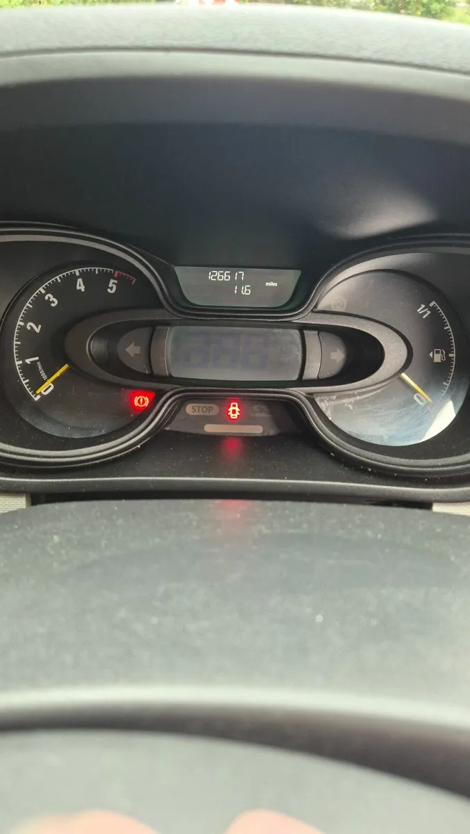 Renault Trafic 2015 - Image 4