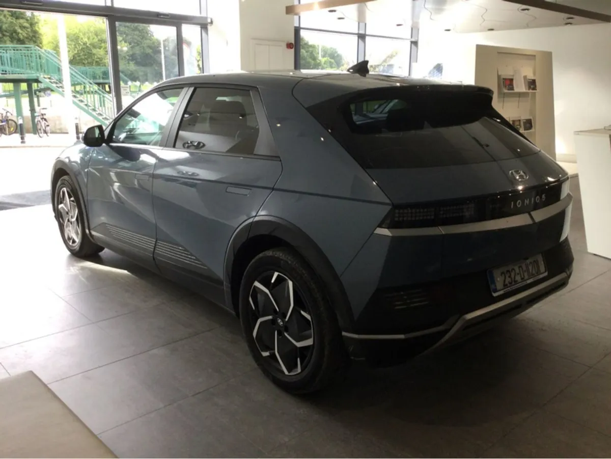 Hyundai Ioniq 5 Executive Plus 77kw - Long Range - Image 4