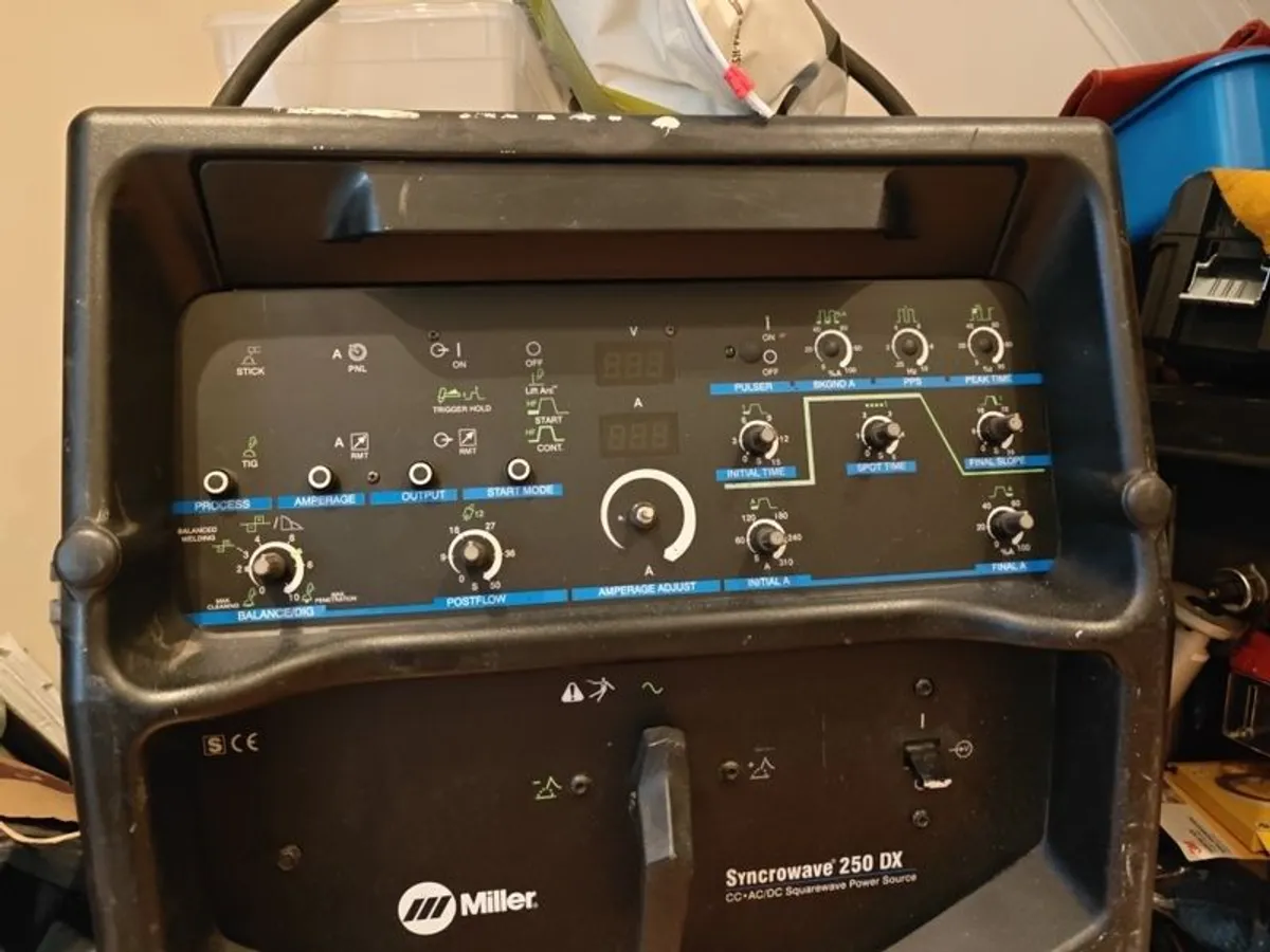 Miller Synchrowave 250 DC - Image 3