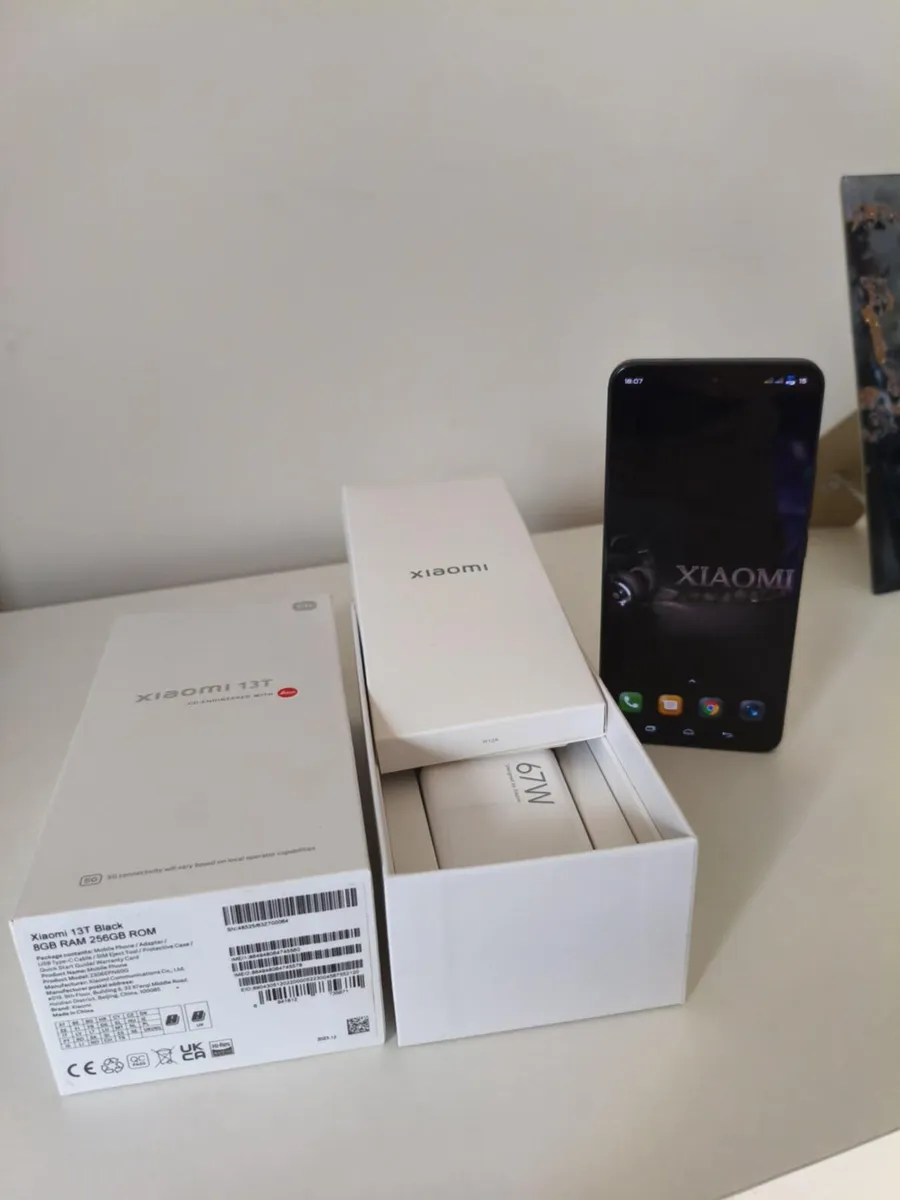 XIAOMI 13T 144HZ 256GB storage 12GB ram
Sim free d - Image 1