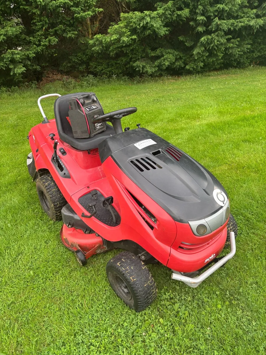 Solo Alko T-16 102.7 HD-V2 Ride on Mower - Image 1