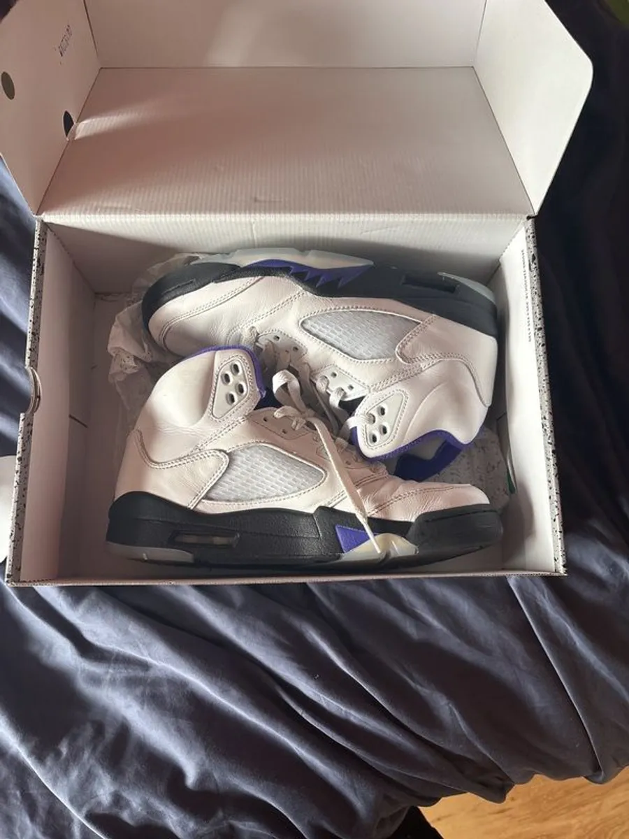 jordan 5s - Image 1