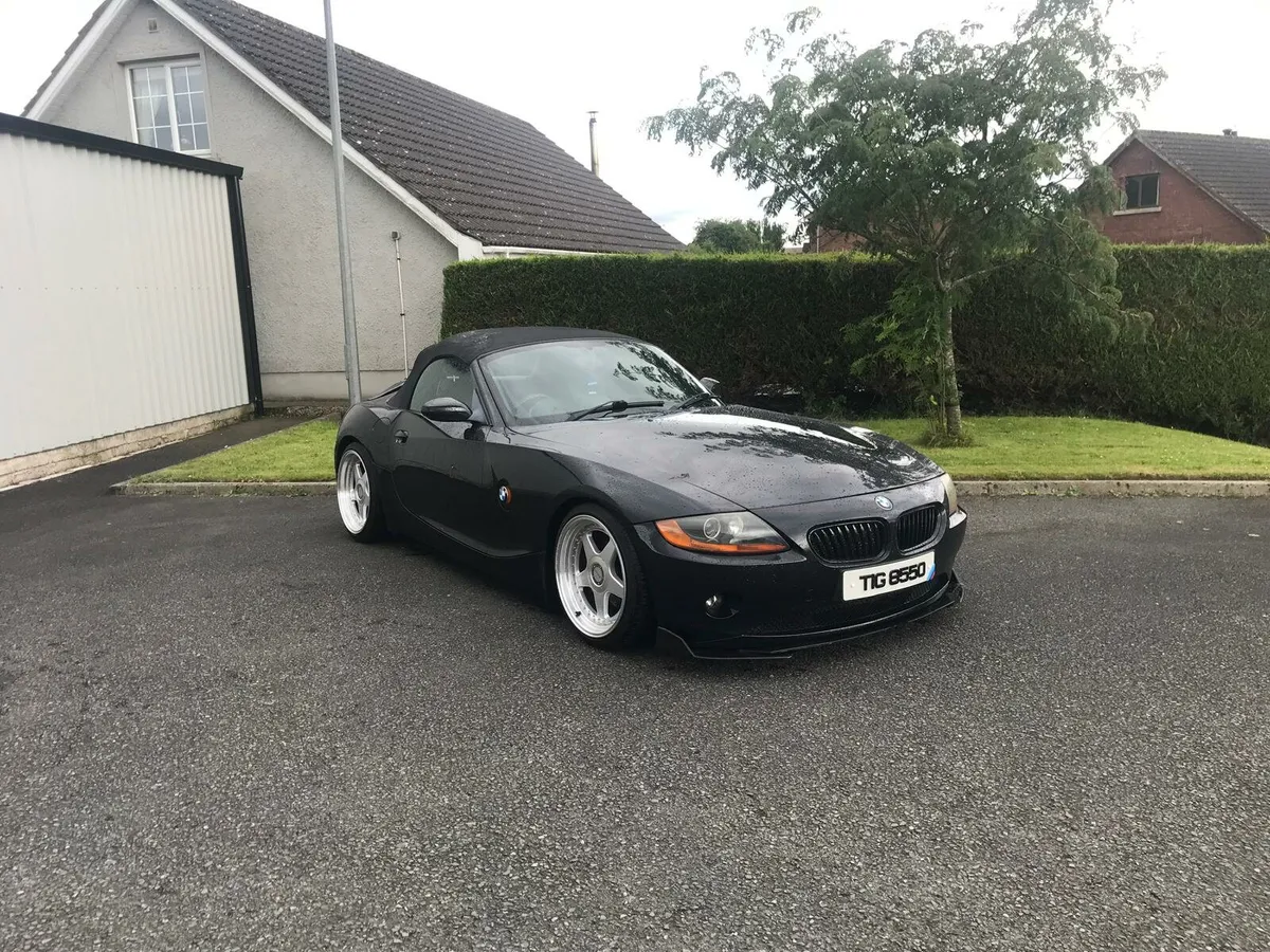 BMW Z4 - Image 1