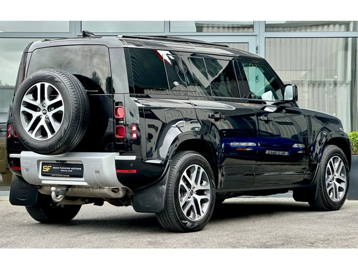 Land Rover Defender XS Edition Phev - Image 4