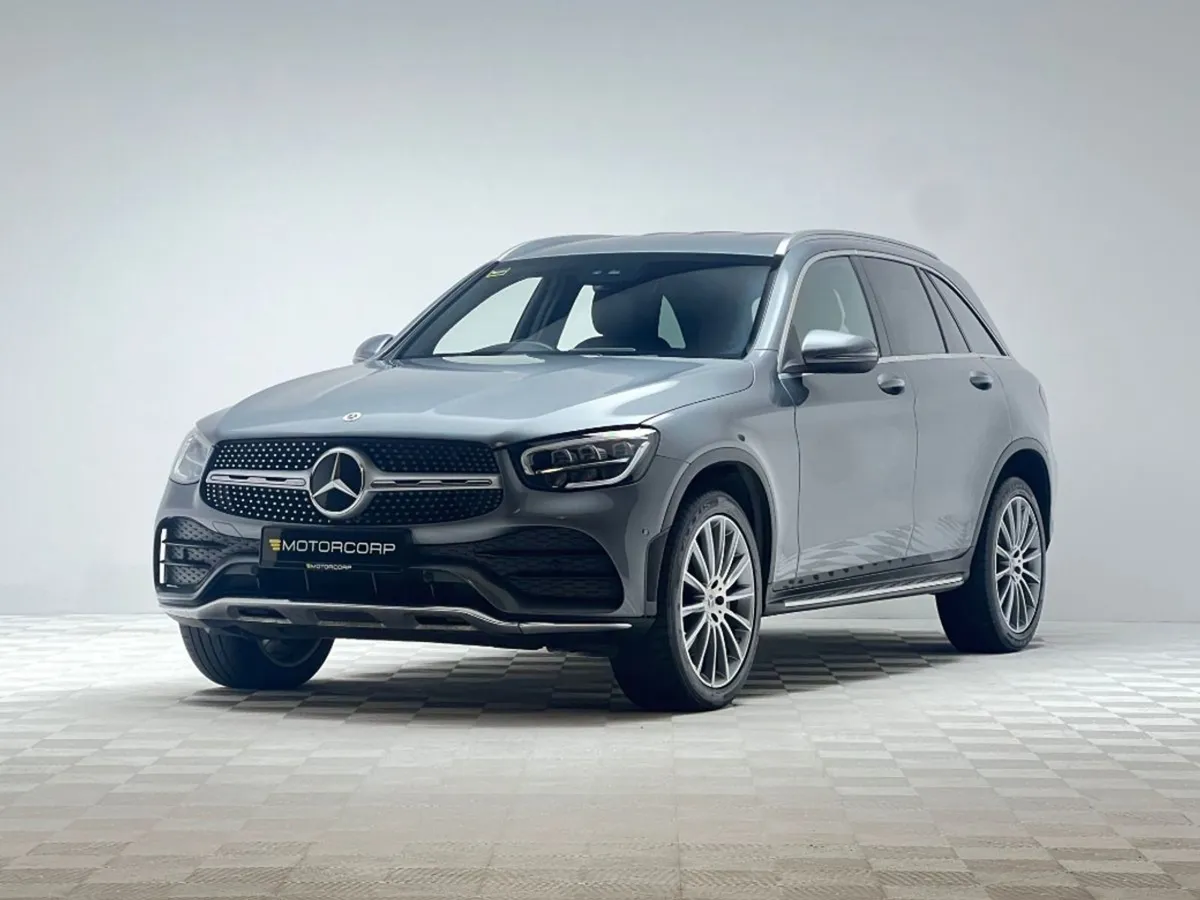 Mercedes-Benz GLC-Class 300E AMG Line Premium 4ma - Image 3