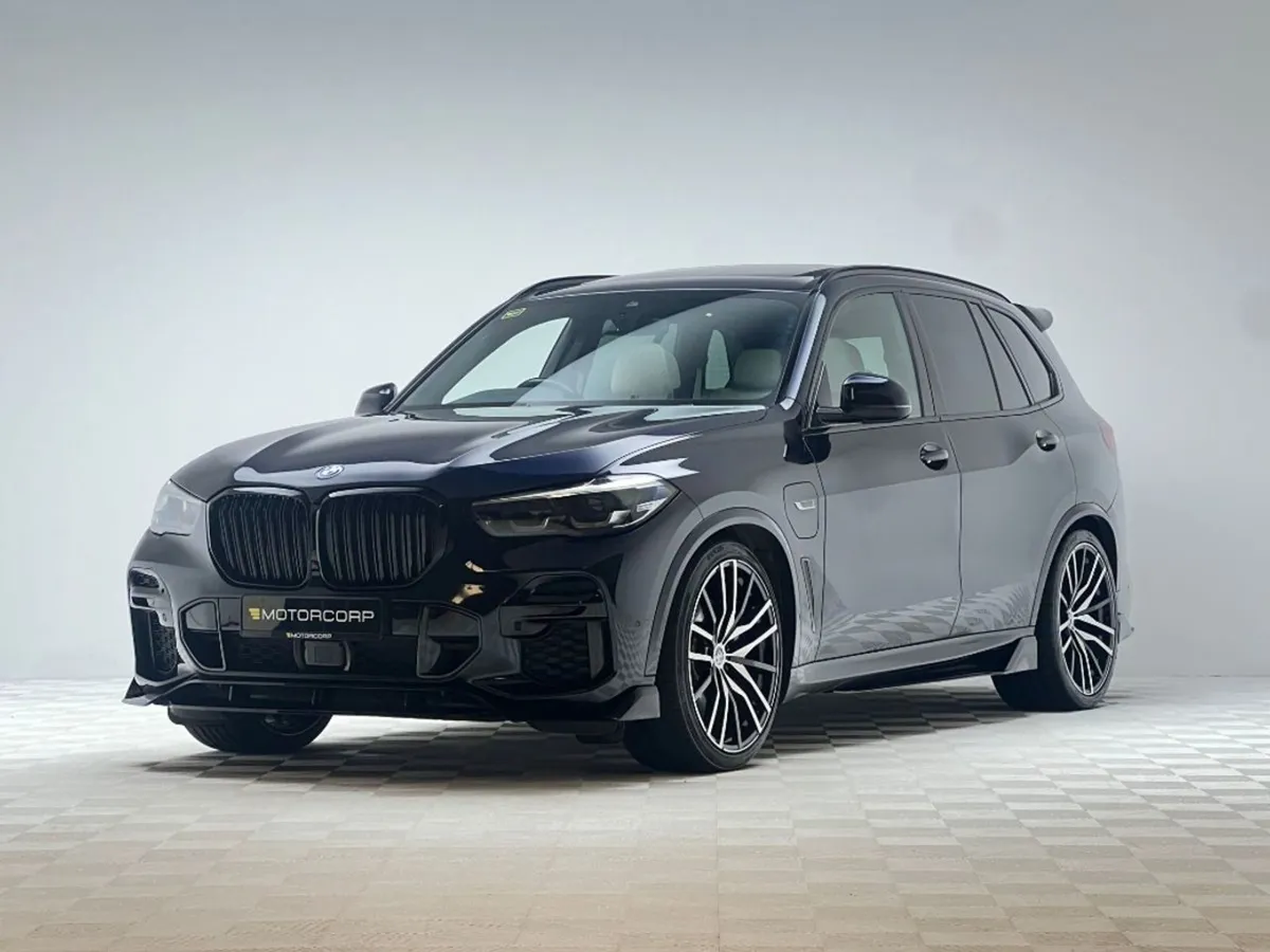BMW X5 45E M Sport Xdrive  pan Roof - Image 3