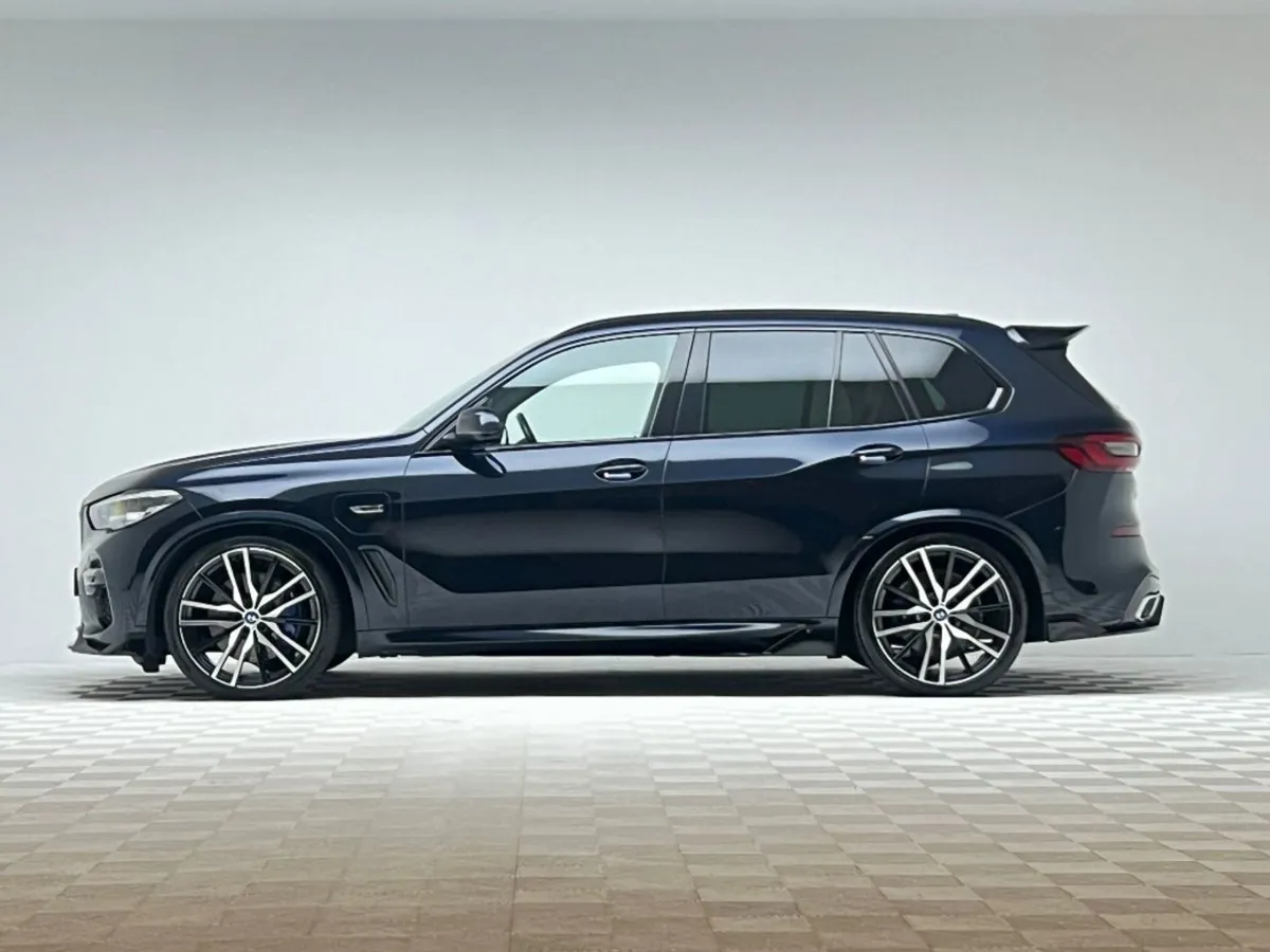 BMW X5 45E M Sport Xdrive  pan Roof - Image 4