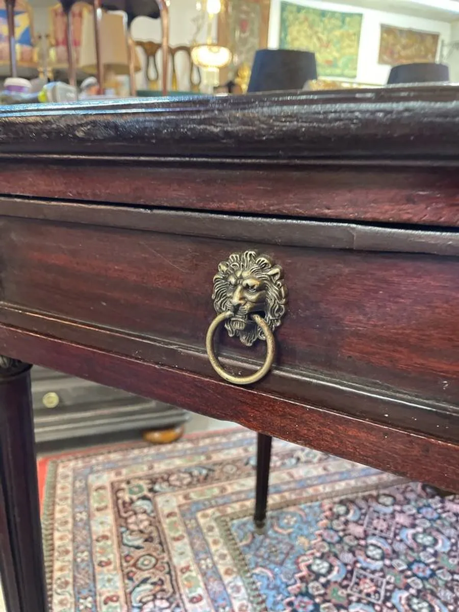 Vintage Leather-Top Writing Desk with Brass Details - Image 4