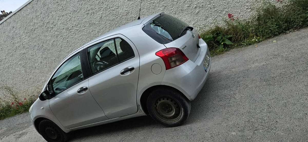 Yaris - Image 2