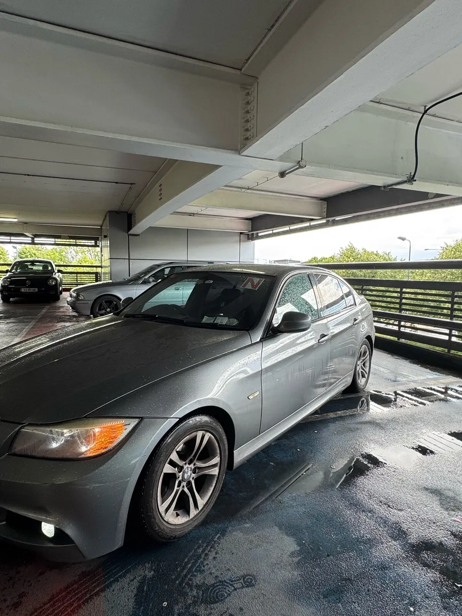 BMW E90 M Sport 318D Auto - Image 3