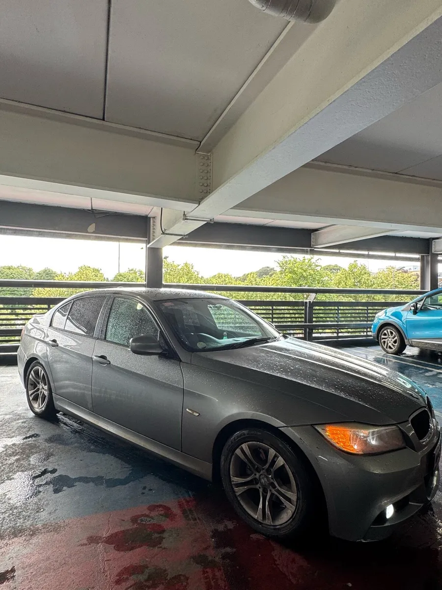 BMW E90 M Sport 318D Auto - Image 4