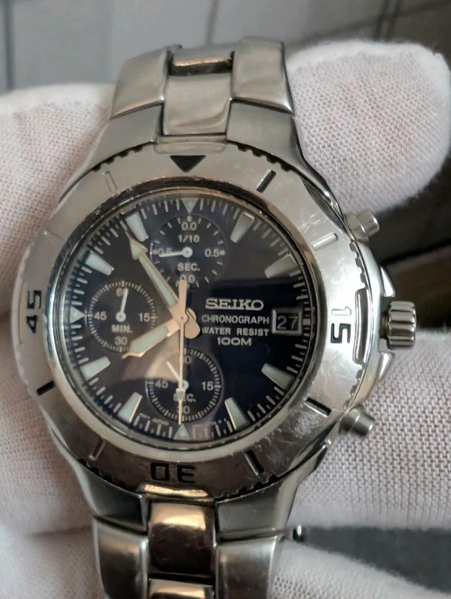 Vintage Seiko Chronograph mens watch - Image 1