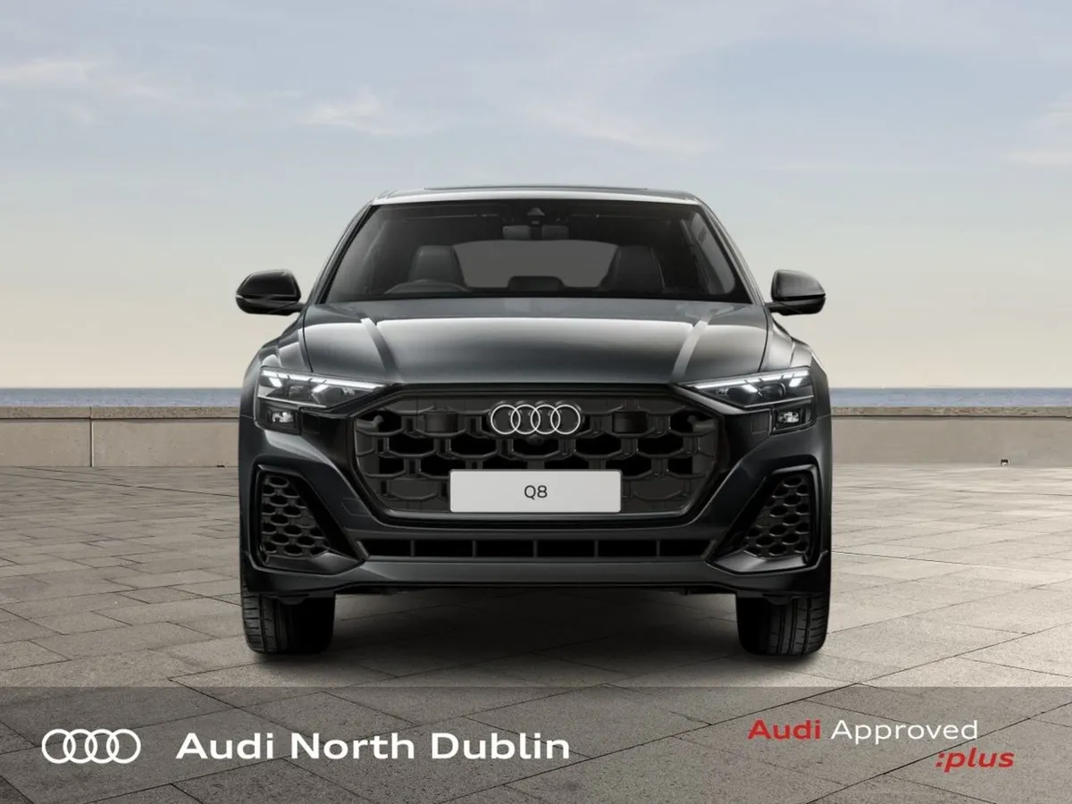 Audi Q8 Q8 SUV 60 Tfsie Q Comp 490PS - Image 2