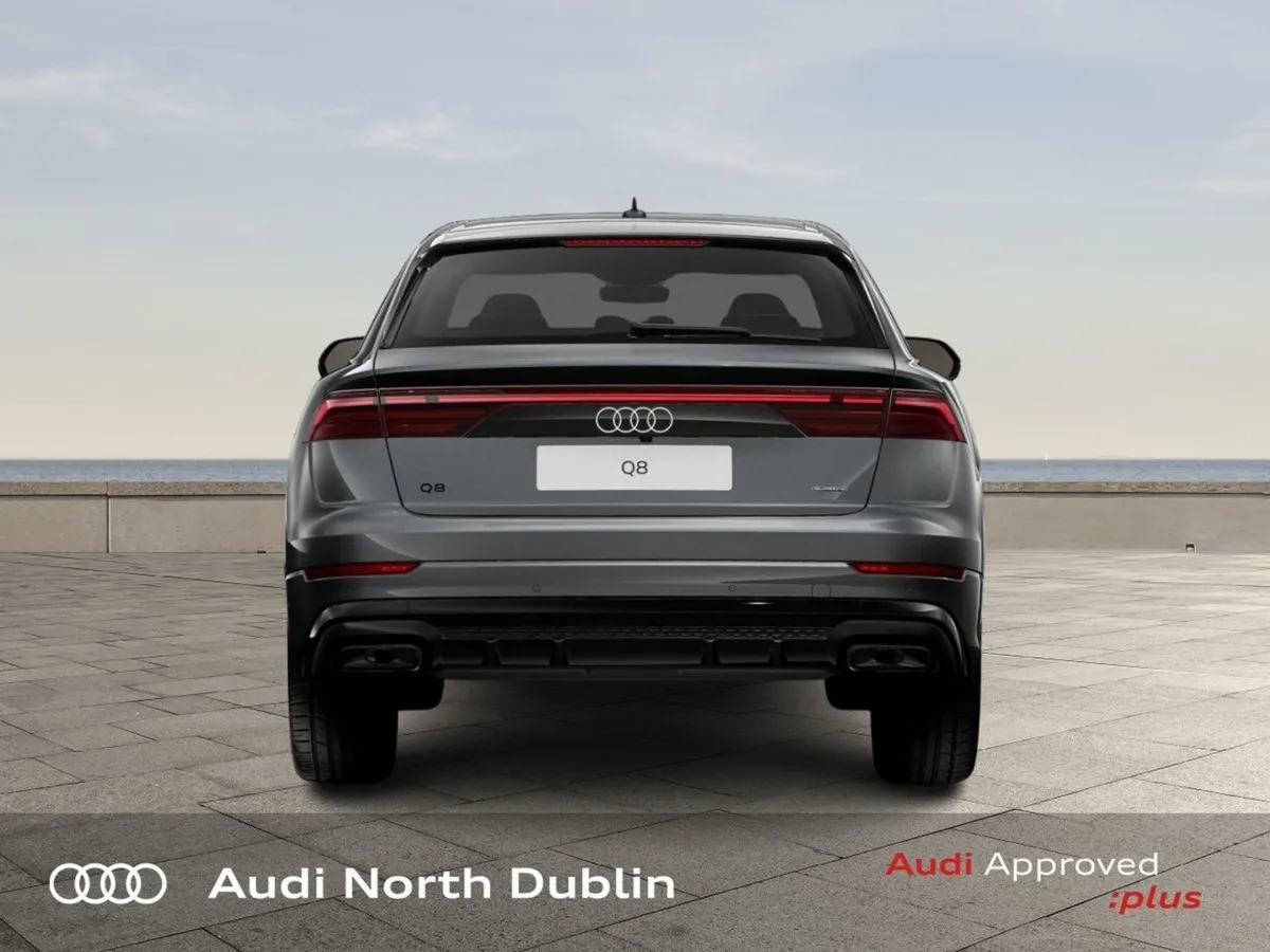 Audi Q8 Q8 SUV 60 Tfsie Q Comp 490PS - Image 4