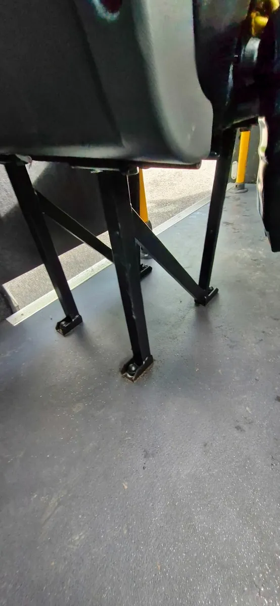 Mini bus seats - Image 2