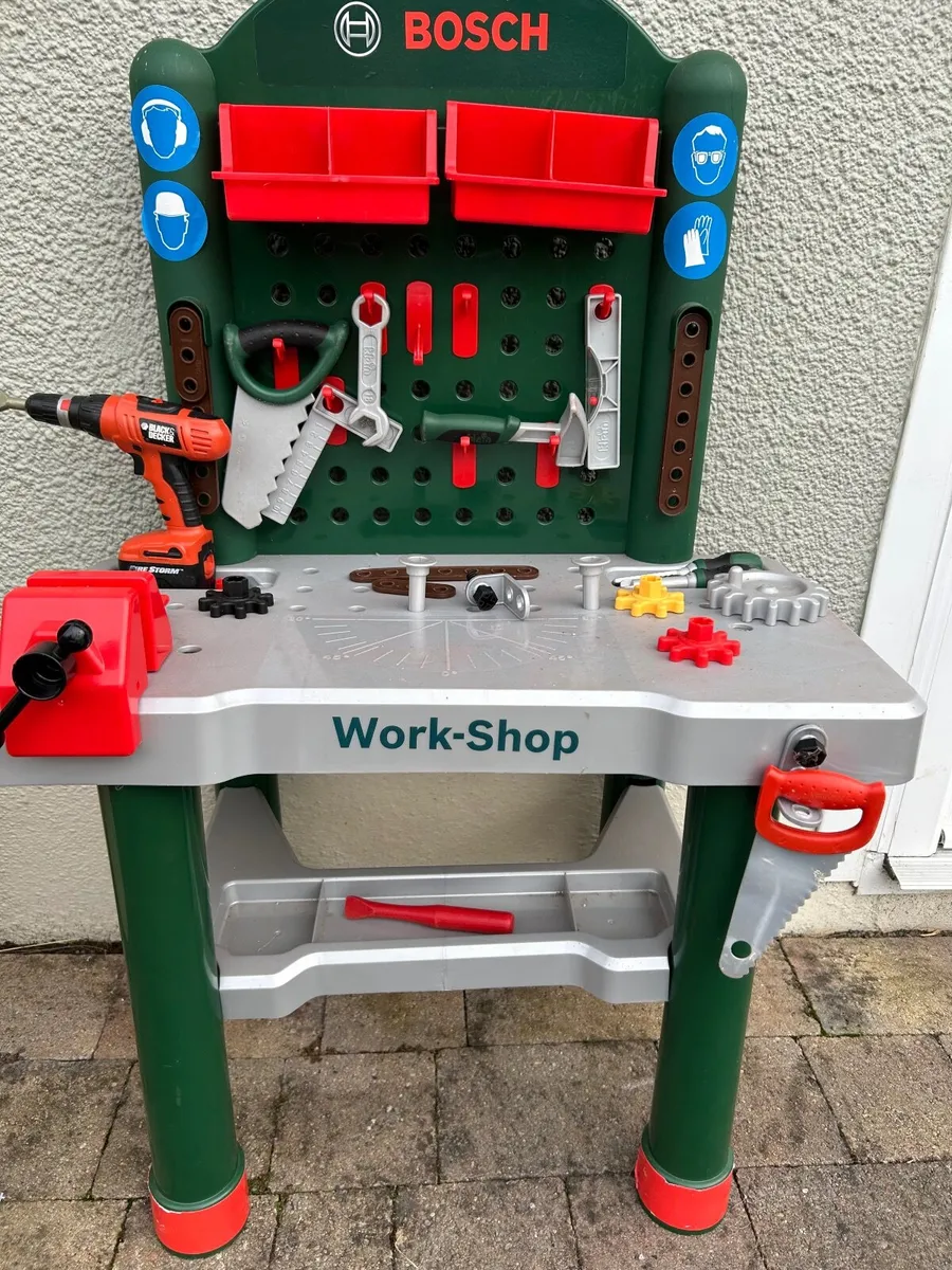 Children’s Bosch work bench - Image 2