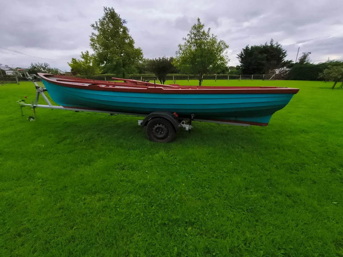 19ft Lake boat - Image 2