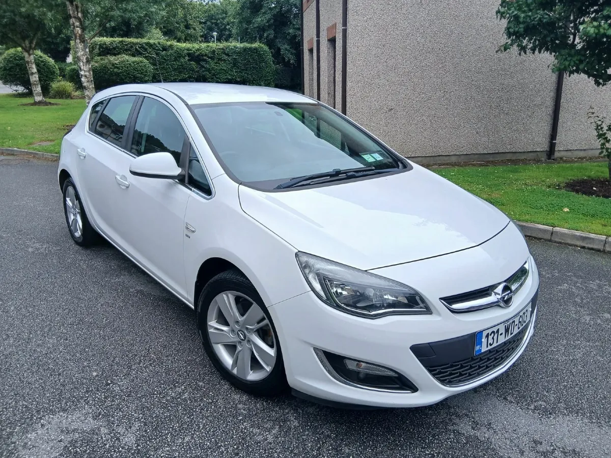 2013 Opel Astra 👉New Nct Low Klm👈 - Image 1