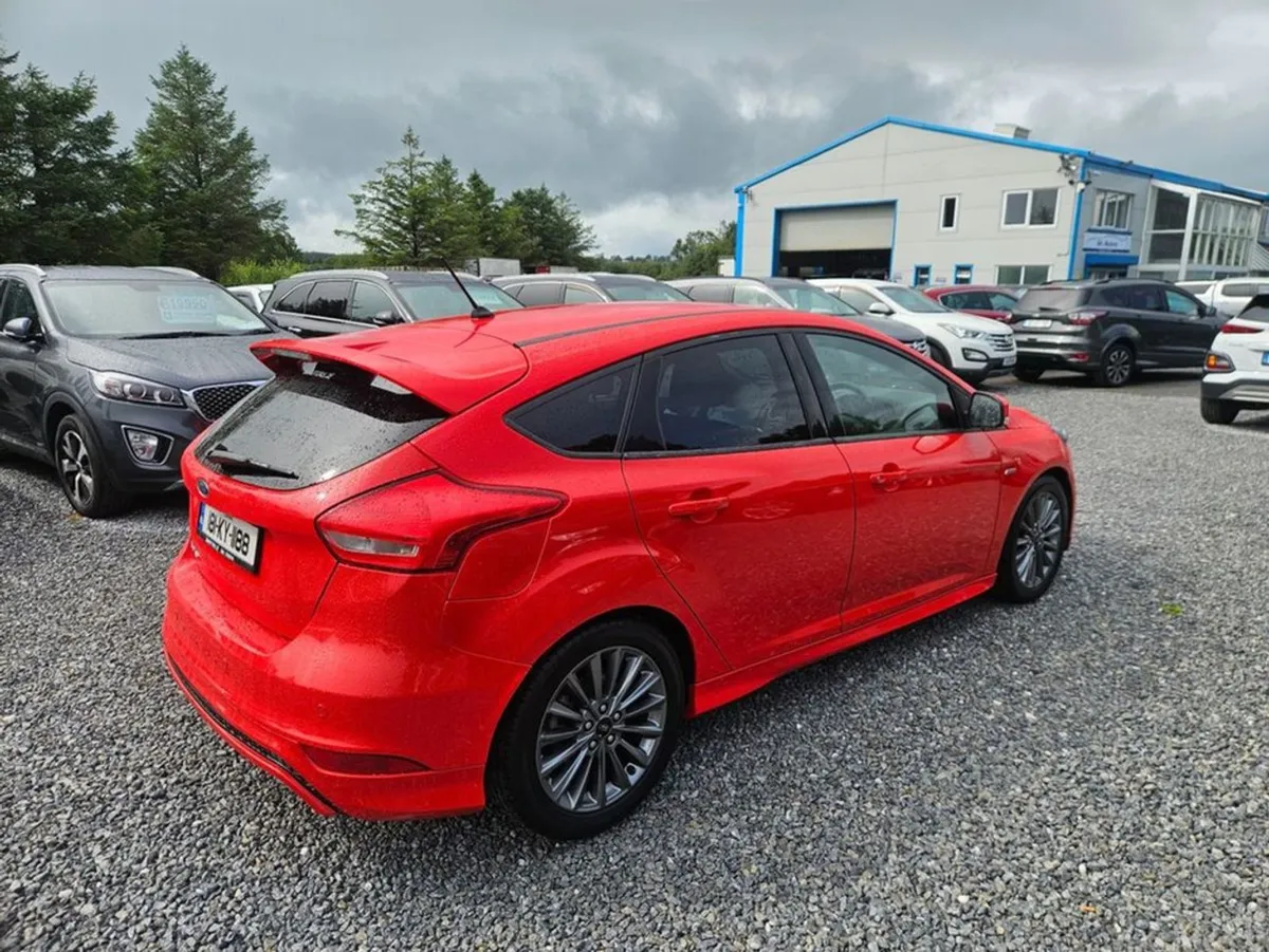 Ford Focus St-line 1.5td 120PS 6spd 4DR - Image 2