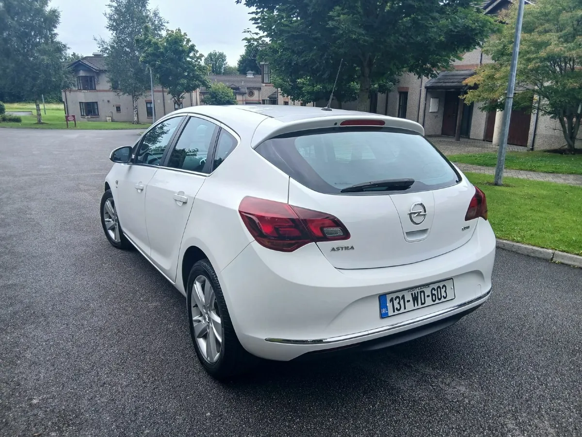 2013 Opel Astra 👉New Nct Low Klm👈 - Image 4