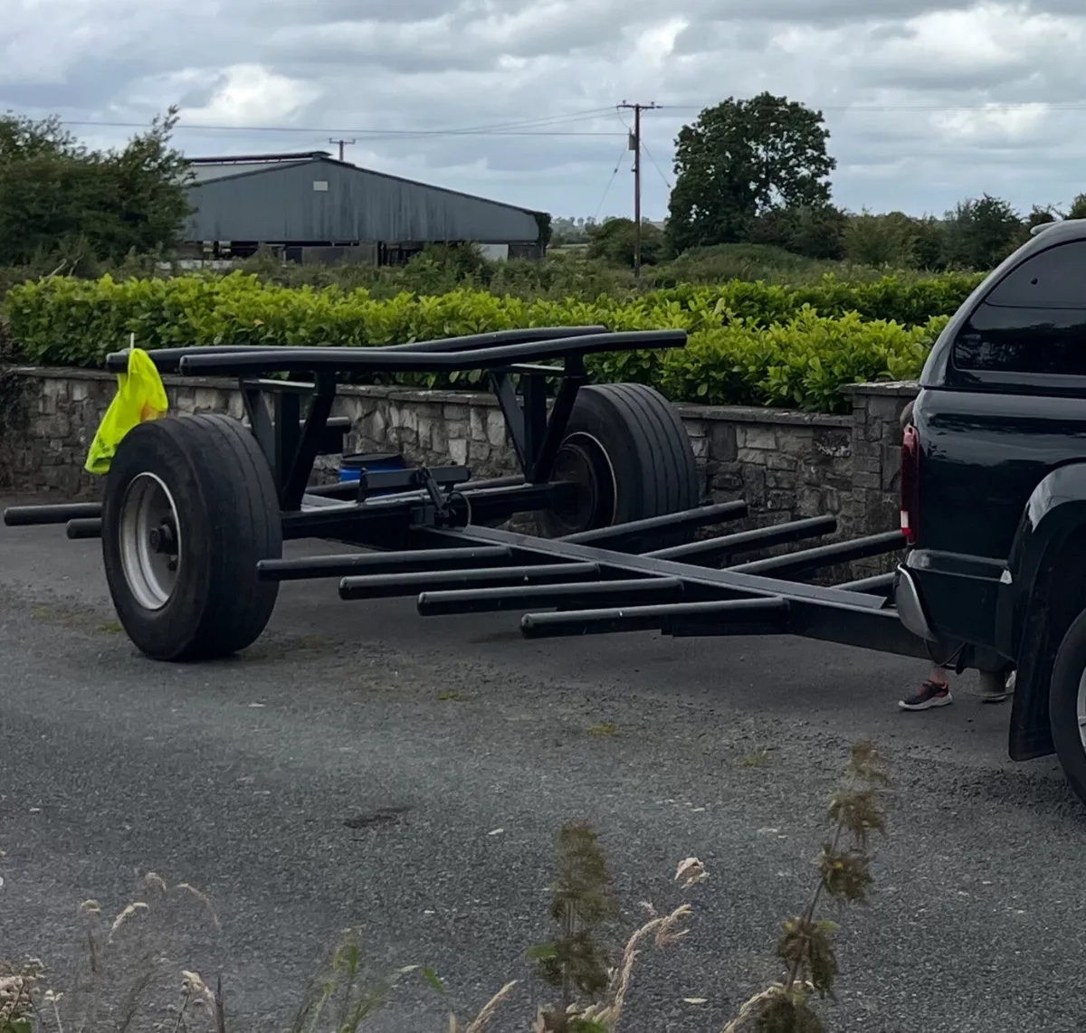 Bale trailer - Image 1