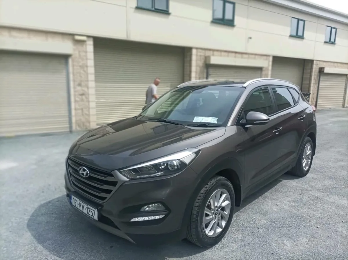 HYUNDAI TUCSON 1.7CRDI EXECUTIVE - Image 3