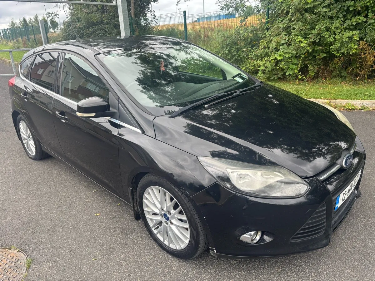 12 FORD FOCUS NCT 05/26 - Image 1