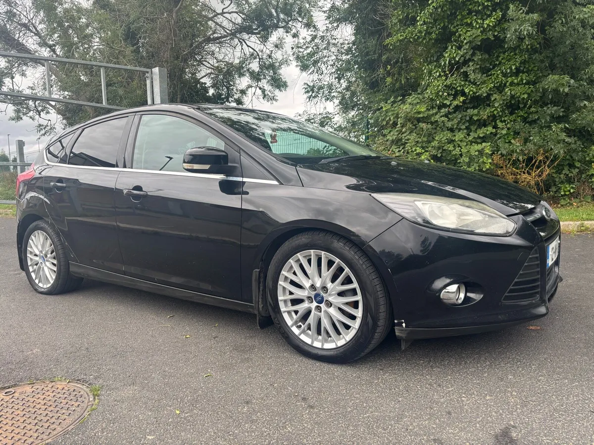 12 FORD FOCUS NCT 05/26 - Image 2