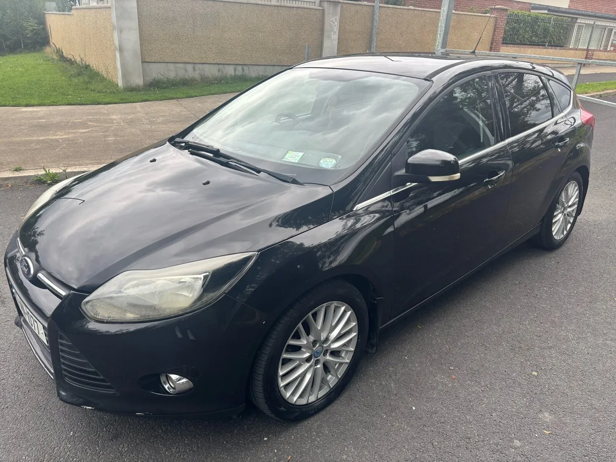 12 FORD FOCUS NCT 05/26 - Image 4