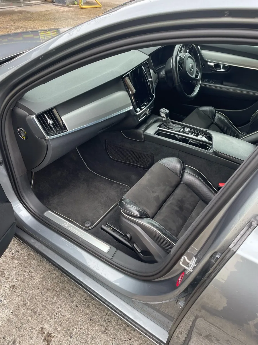 Volvo s90 2018 - Image 3