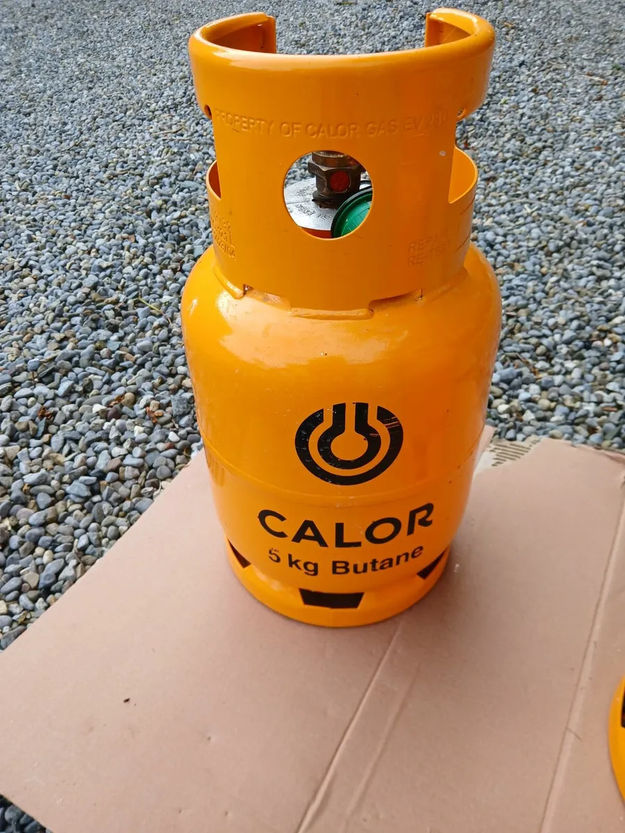Gas Cylinders - Image 1