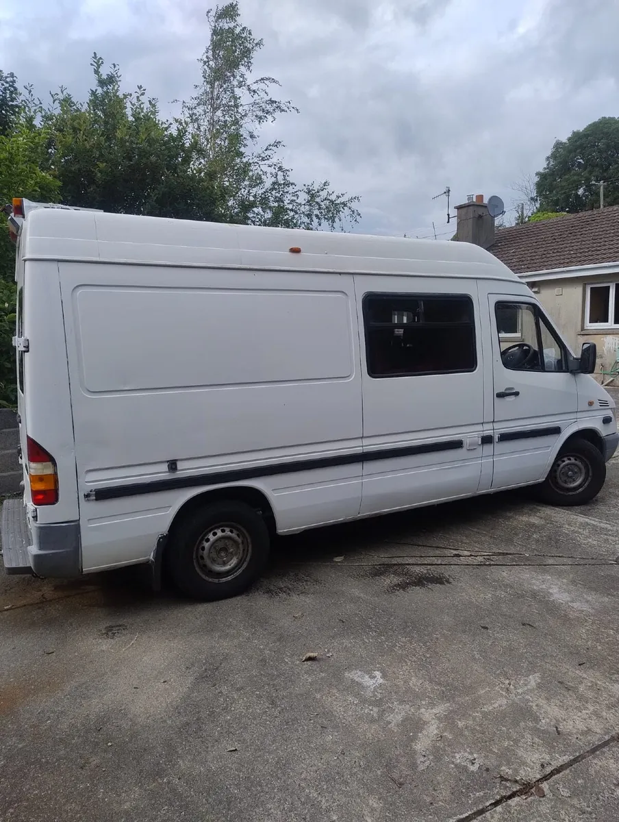 Campervan - Image 3