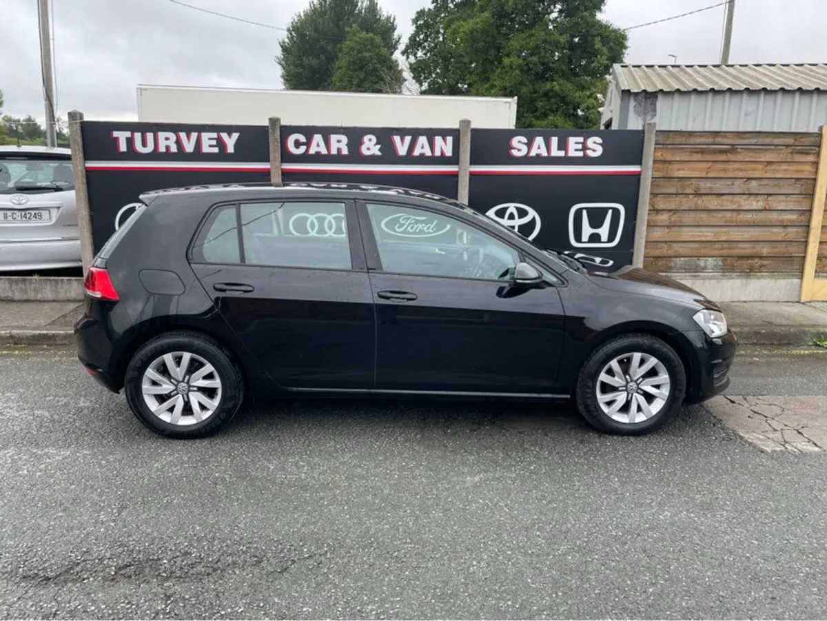Volkswagen Golf Trendline 1.2 TSI D7F 105HP 5DR A - Image 3
