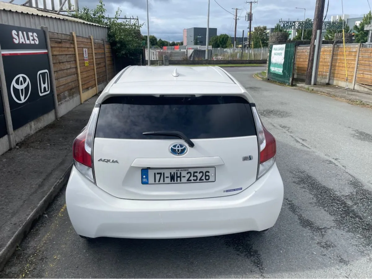 Toyota Aqua 1.5 Daa-nhp10 5DR Auto - Image 4