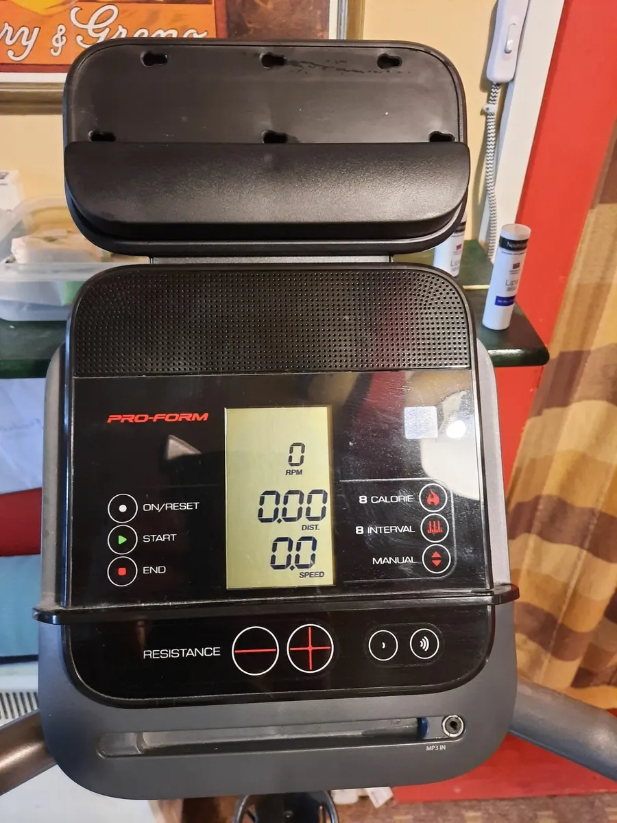 Stationary bicycle - Image 2