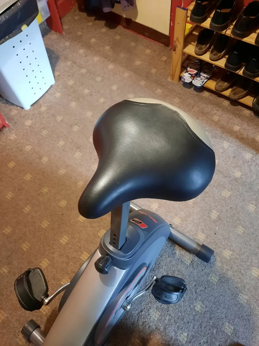Stationary bicycle - Image 3