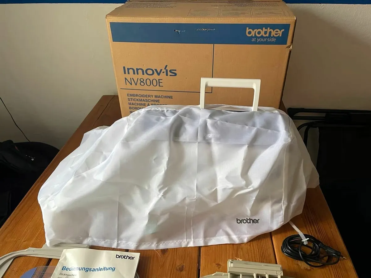 Brother Innovis NV800E Embroidery Machine Full Set - Image 2
