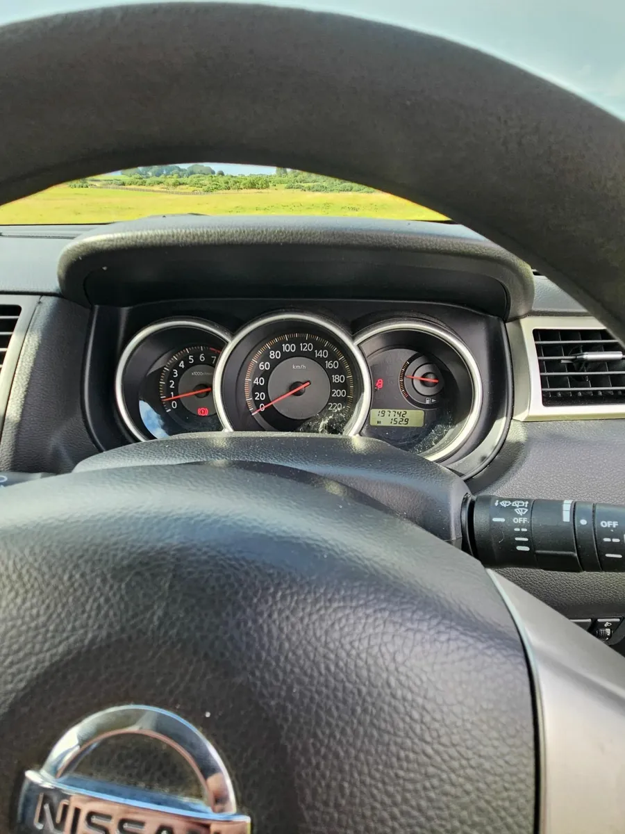 Nissan Tiida 2009 - Image 1