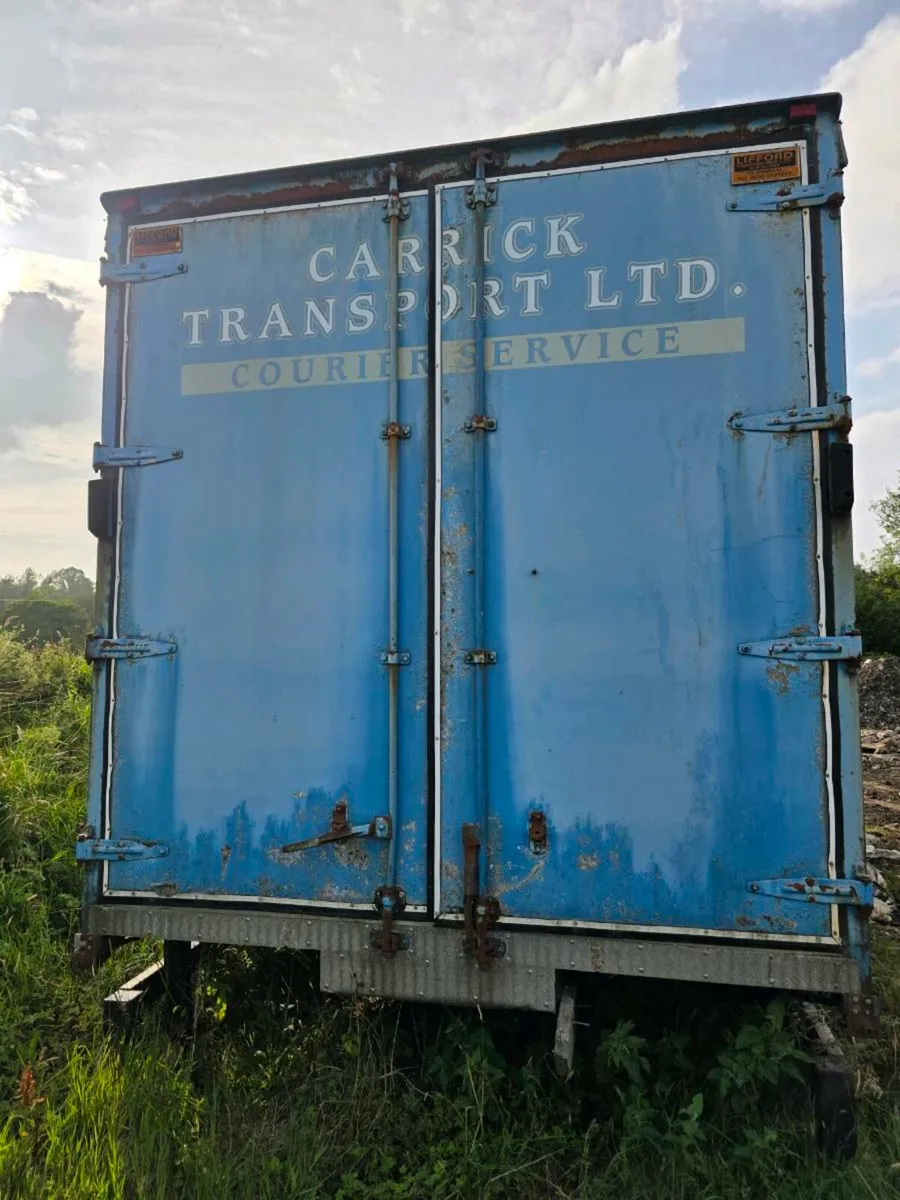 Curtainside Body - Image 2
