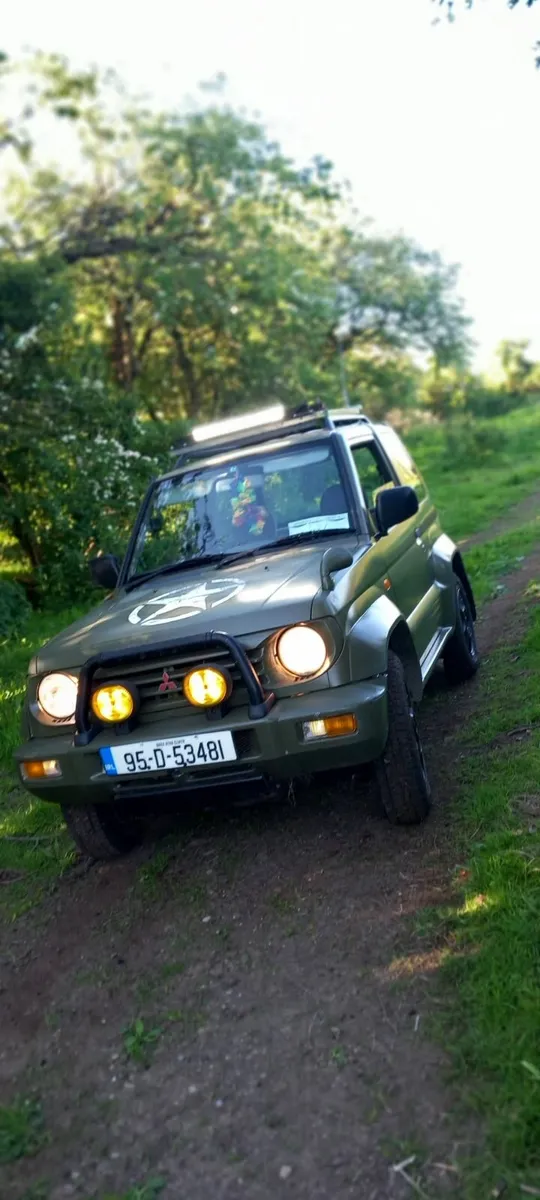 Mitsubishi Pajero Jr 1995 - Image 2