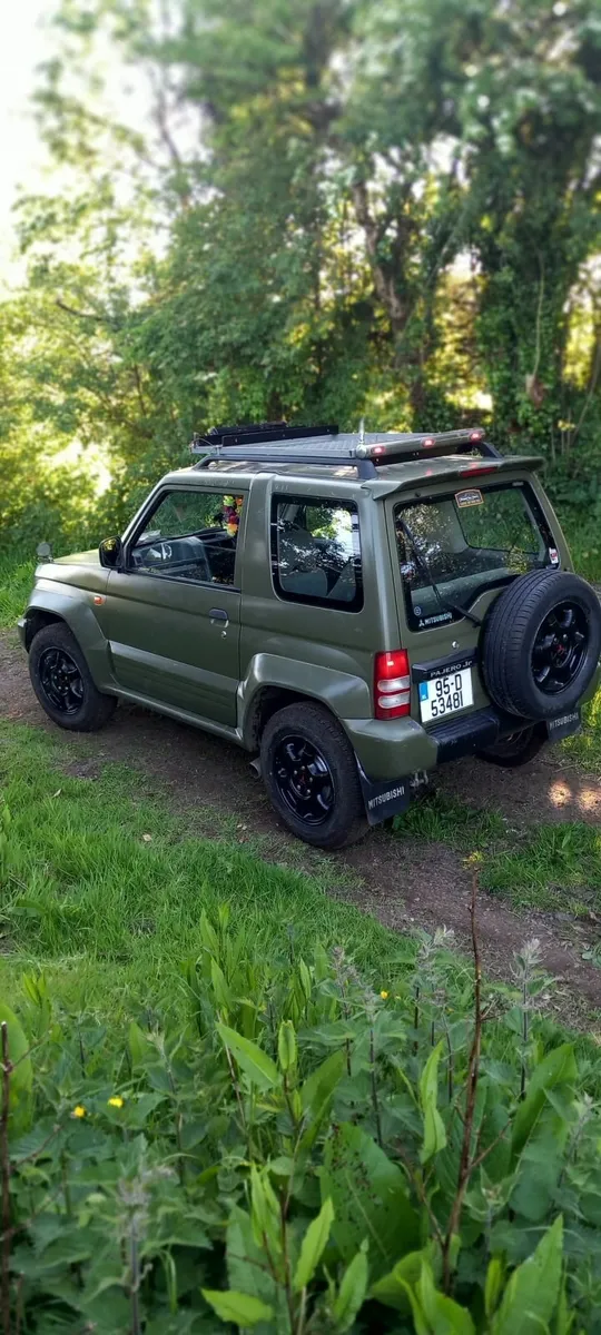Mitsubishi Pajero Jr 1995 - Image 3