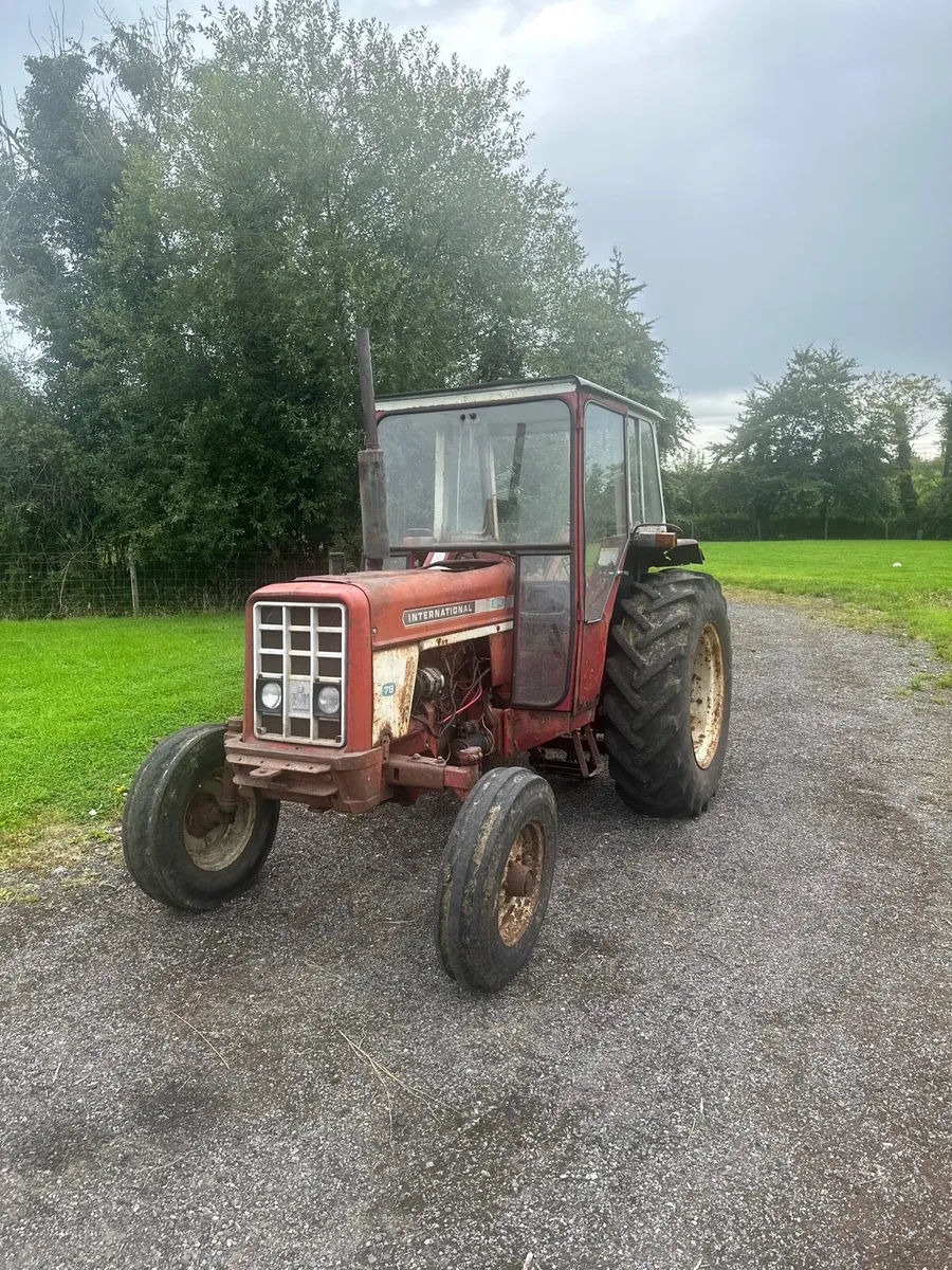 International tractor - Image 2