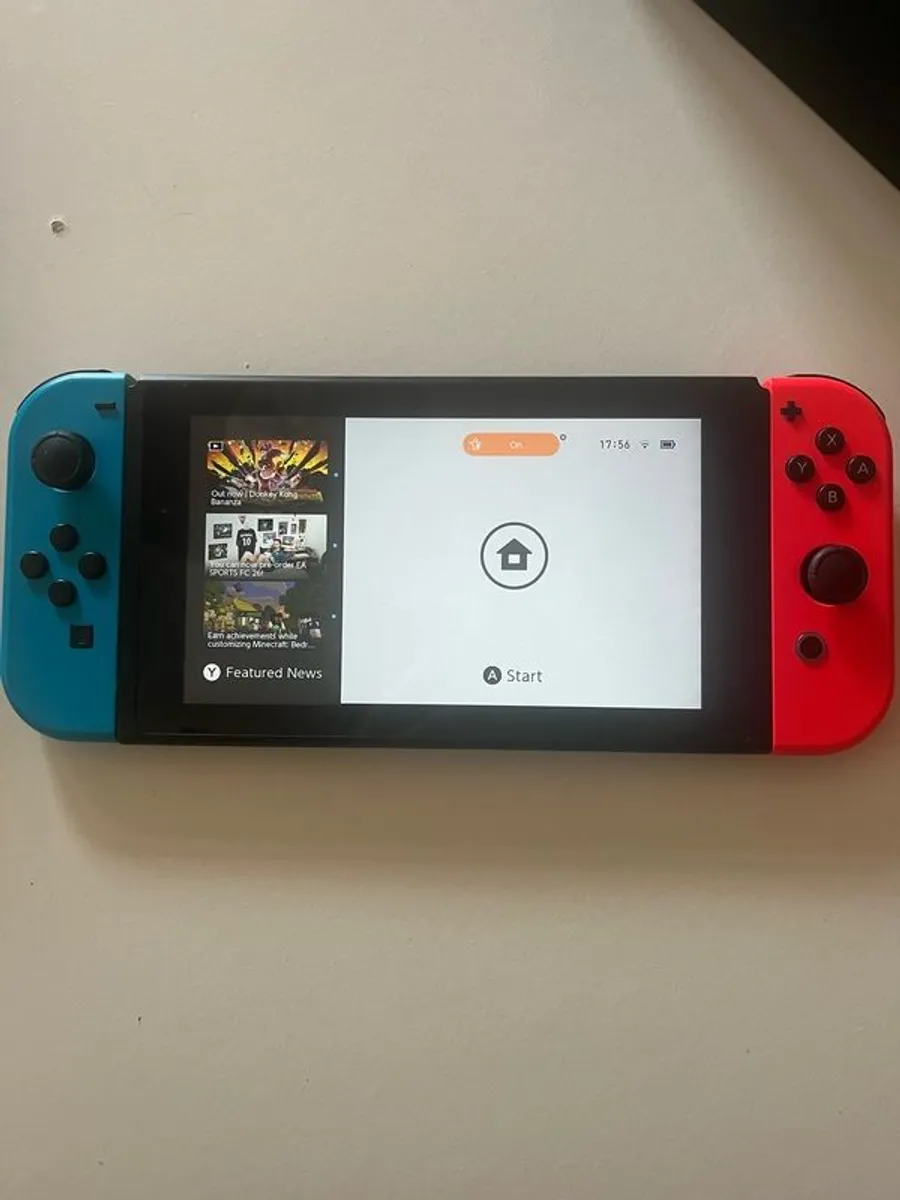 Nintendo Switch - Image 2